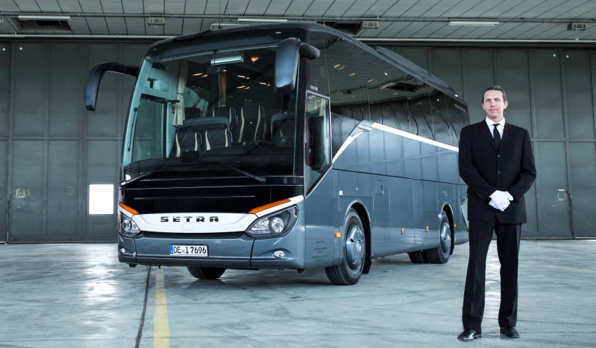 Houston Chauffeur Bus Services, Executive Airport Transfers, Corporate Travel, Events, tours, Weddings, Professional, Black Car Service, Valet Service, Sedan, SUV, Charter Bus, Shuttle, Limo, Limousine, Business