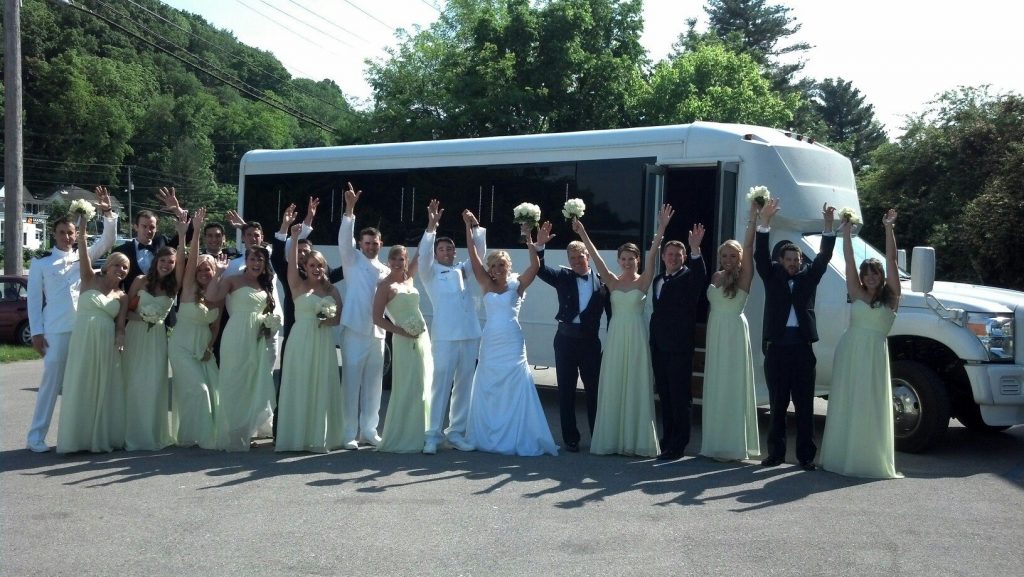 Houston Wedding Limo Bus Services, Limousine, Sedan, Party Bus, Shuttle, Charter, Bride, Groom, Classic, Vintage, Antique, White Rolls Royce Bentley, One Way, Bridal Party, Groomsmen, Cadillac Escalade, Lincoln