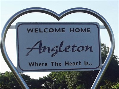 Angleton Party Bus Rental Services Company, Limo, Limousine, Shuttle, Charter, Birthday, Bachelor, Bachelorette Party, Wedding, Funeral, Brewery Tours, Winery Tours, Houston Rockets, Astros, Texans