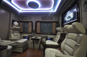 Top Sprinter Van Rentals in Houston, Best, Top, Travel, Vacation, Local, Cargo, Sports Teams, Business, Limo, Executive, Lowest Rates, Daily